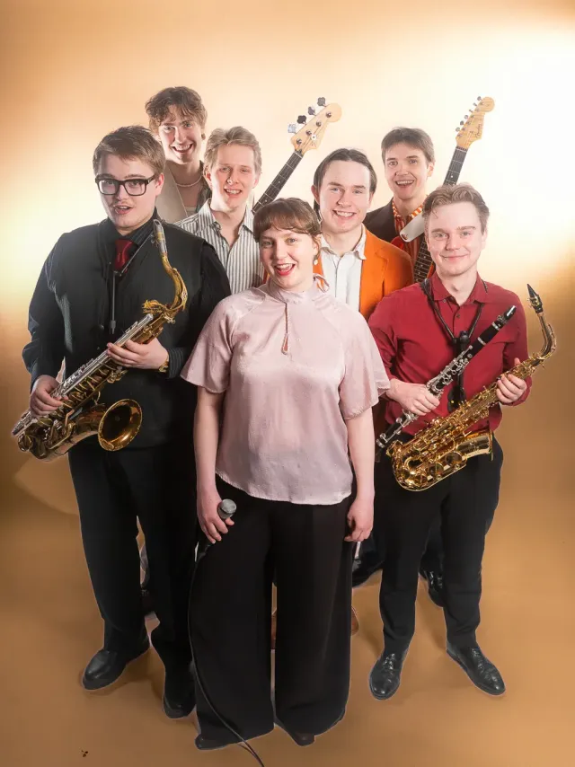 Leijaband – bilebändi häihin ja yritysjuhliin